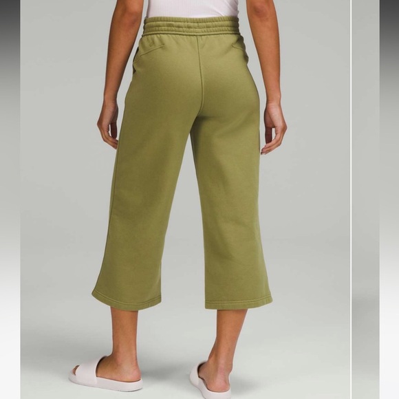 Lululemon Loungeful High-Rise Wide Leg Crop Bronze Green Size 10 - Picture 2 of 12
